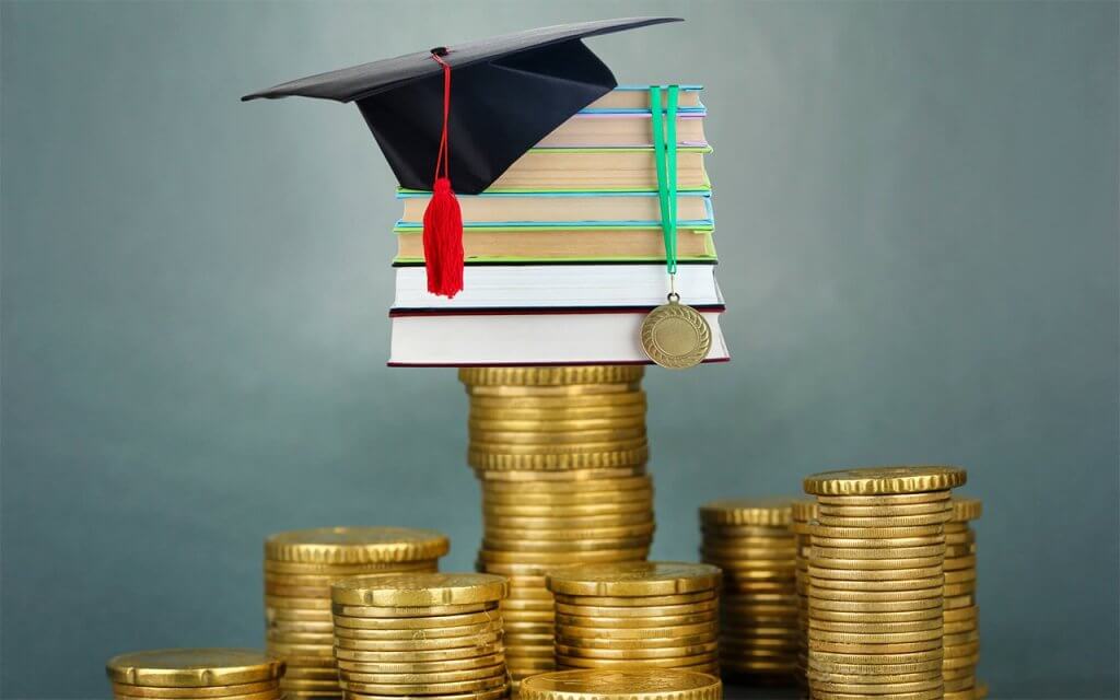 Где студент может оформить кредит в 2020 году?
